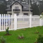 Przedsiębiorstwo 1 wizerunek AKTE OGRODZENIA PLASTIKOWE ORAZ SZTACHETY PCV. OGRODZENIA FARMERSKIE DLA KONI. Schody, Balustrady, Poręcze w Poznań WP