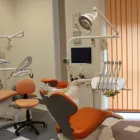 Przedsiębiorstwo 2 wizerunek CRS - RODZINNA STOMATOLOGIA Lekarze - Stomatolodzy w Warszawa MZ