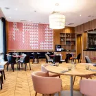 Przedsiębiorstwo 8 wizerunek SHERATON POZNAN HOTEL Kategoria w Poznań WP