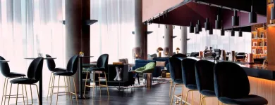 Przedsiębiorstwo 24 wizerunek RENAISSANCE WARSAW AIRPORT HOTEL Kategoria w Warszawa MZ