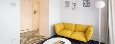 Przedsiębiorstwo 35 wizerunek RENAISSANCE WARSAW AIRPORT HOTEL Kategoria w Warszawa MZ