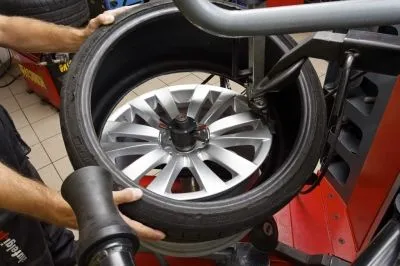 Przedsiębiorstwo 1 wizerunek SERWIS OGUMIENIA, OPONY, FELGI - NOWAK SERWIS