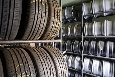 Przedsiębiorstwo 2 wizerunek SERWIS OGUMIENIA, OPONY, FELGI - NOWAK SERWIS